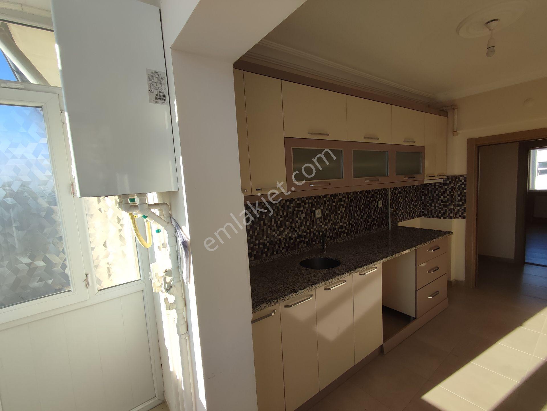 Sahibinden Satılık Fatih Mah 3+1, 125m² Çift Balkonlu - Görsel 6