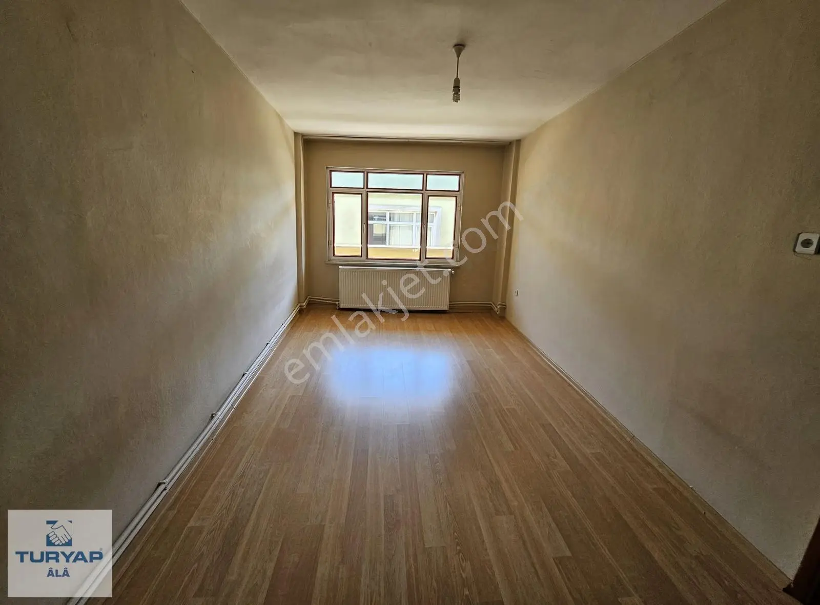 50 Yıl Mah Kiralık 85 M2 Büyük Taraslı 1+1 Daire Tranvaya 1 Dk - Görsel 2
