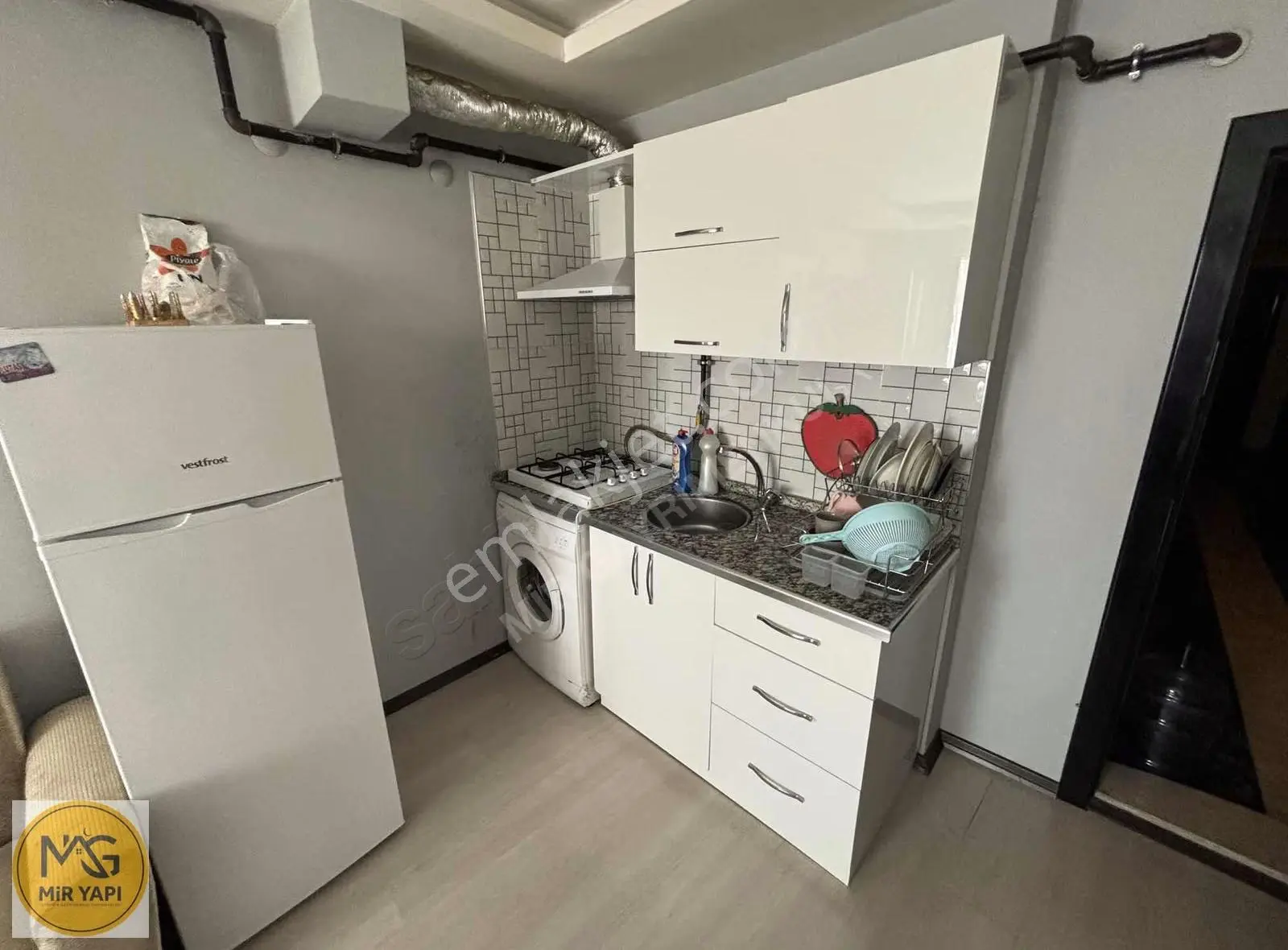 *mir'den Hastane Yanı Doğalgazlı Klimalı Kiralık 1+1 Daire* - Görsel 5