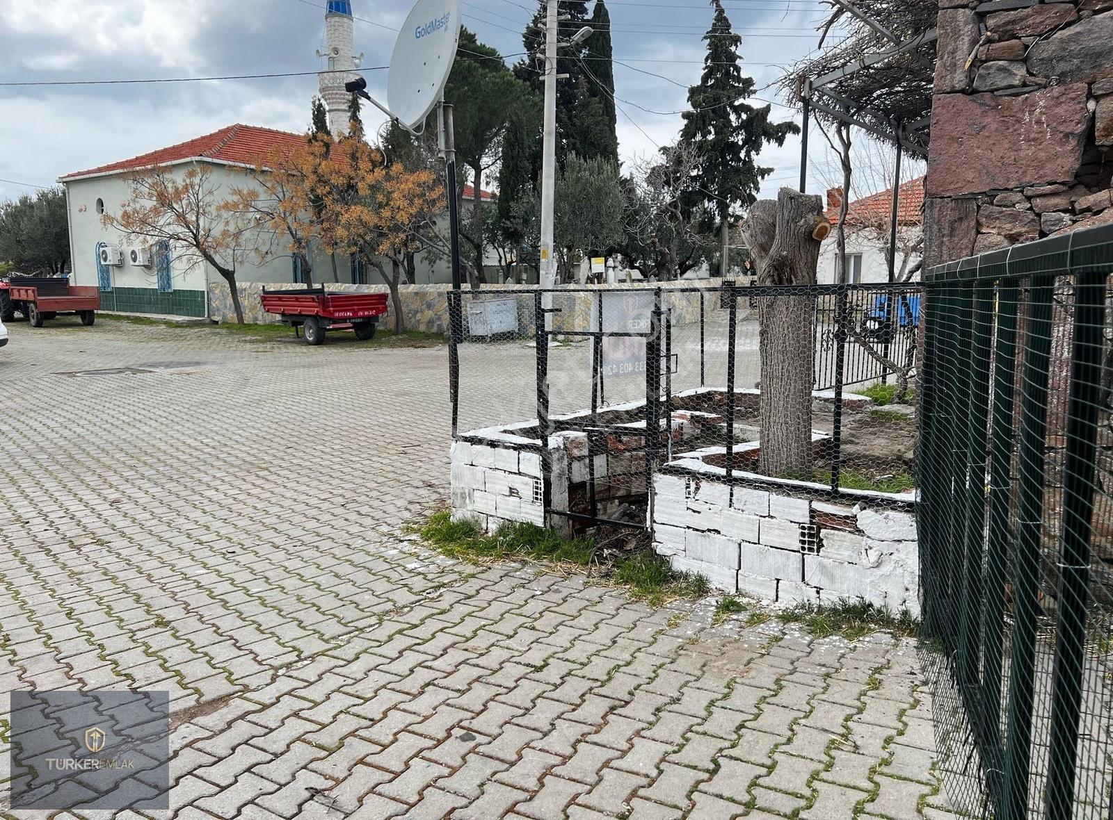 Türker Emlak-eski Kalabak Köyü İçinde Arsa Ve İçinde Taş Ev - Görsel 5