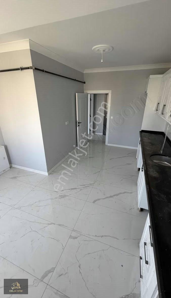 İnönü Mahallesinde Merkezi Konumda Yerden Isıtmalı 4+1 Daire - Görsel 8
