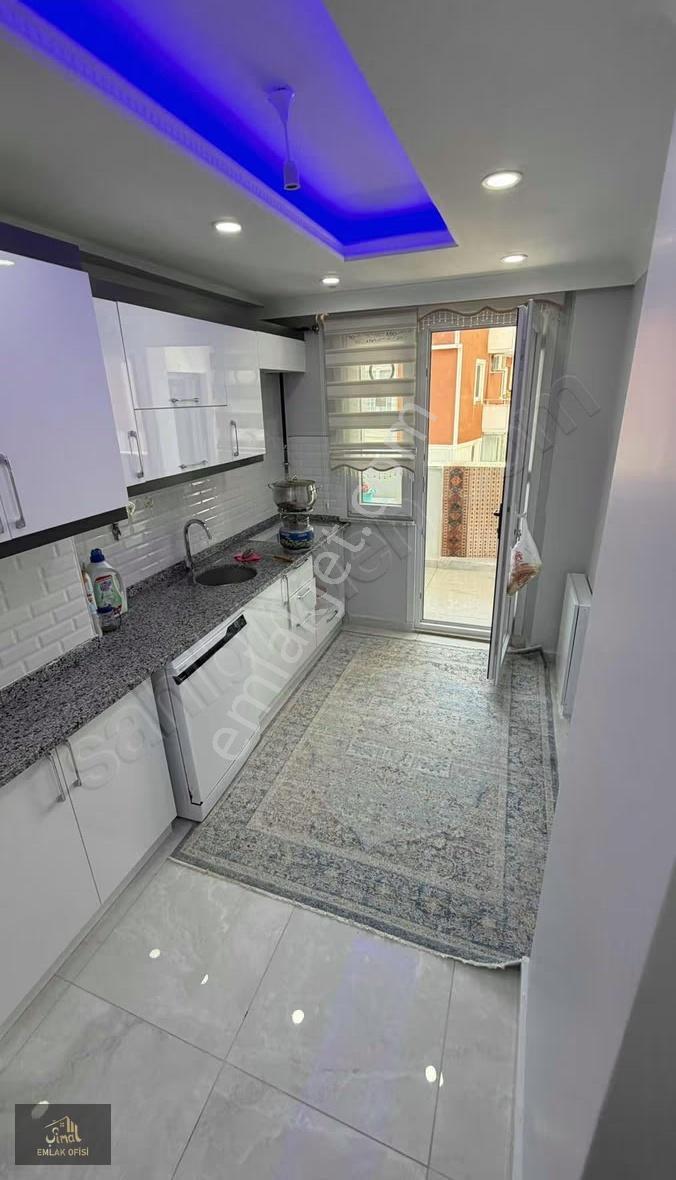 İnönü Mahallesinde 5+1 Kullanışlı Geniş Ferah Lüks Daire - Görsel 21