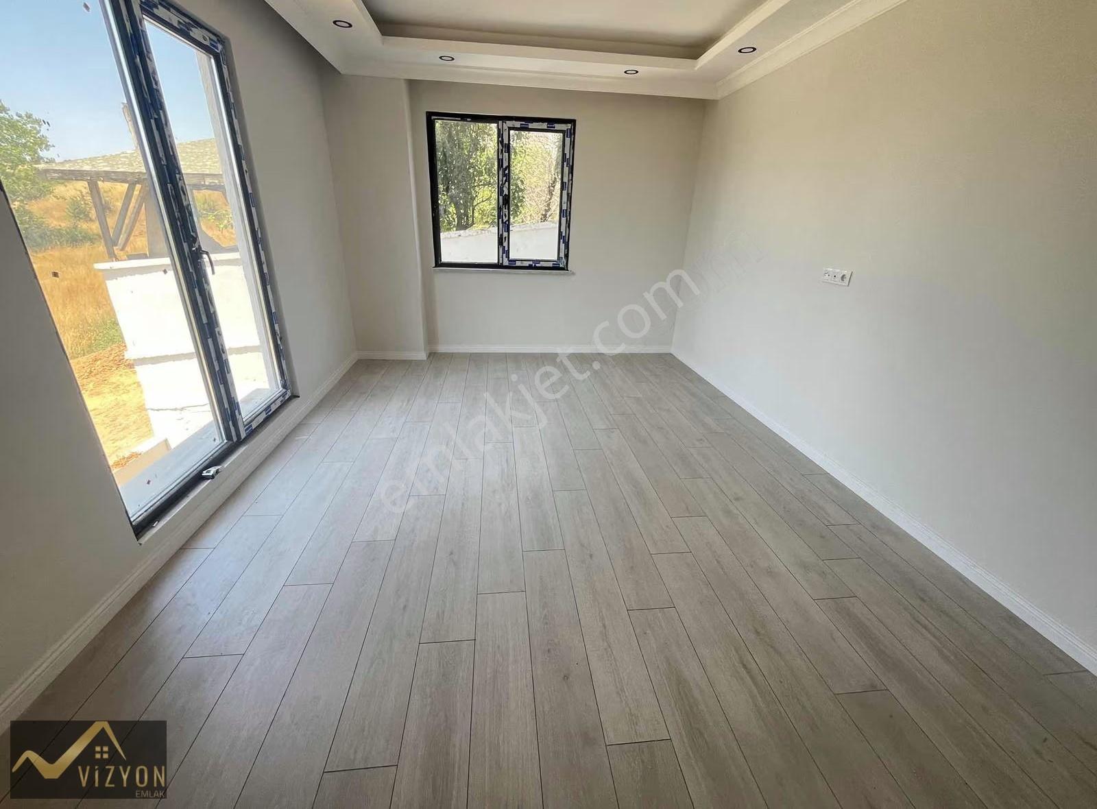 4+1 200 M2 Çift Balkonlu Toprak Teması Olmayan Asansörlü - Görsel 2