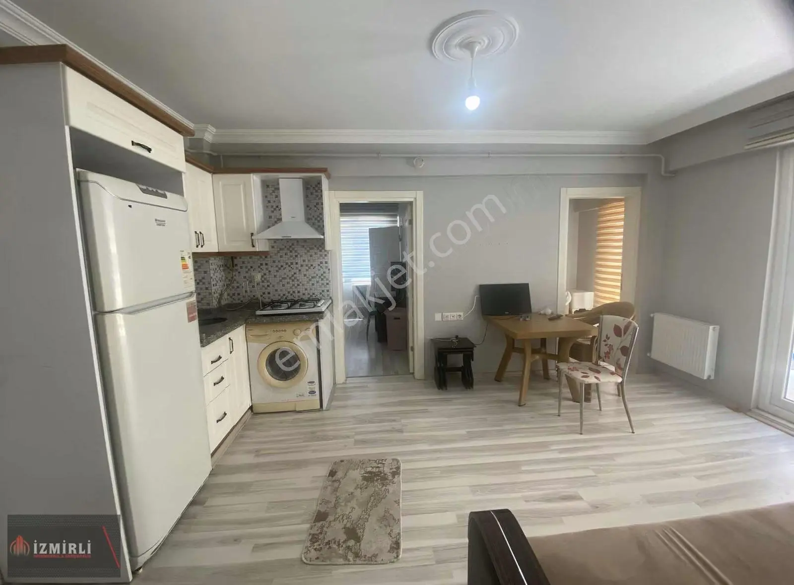 Üniversiteye Yürüme Mesafesinde Site İçi Kiralık Eşyalı 3+1 - Görsel 2