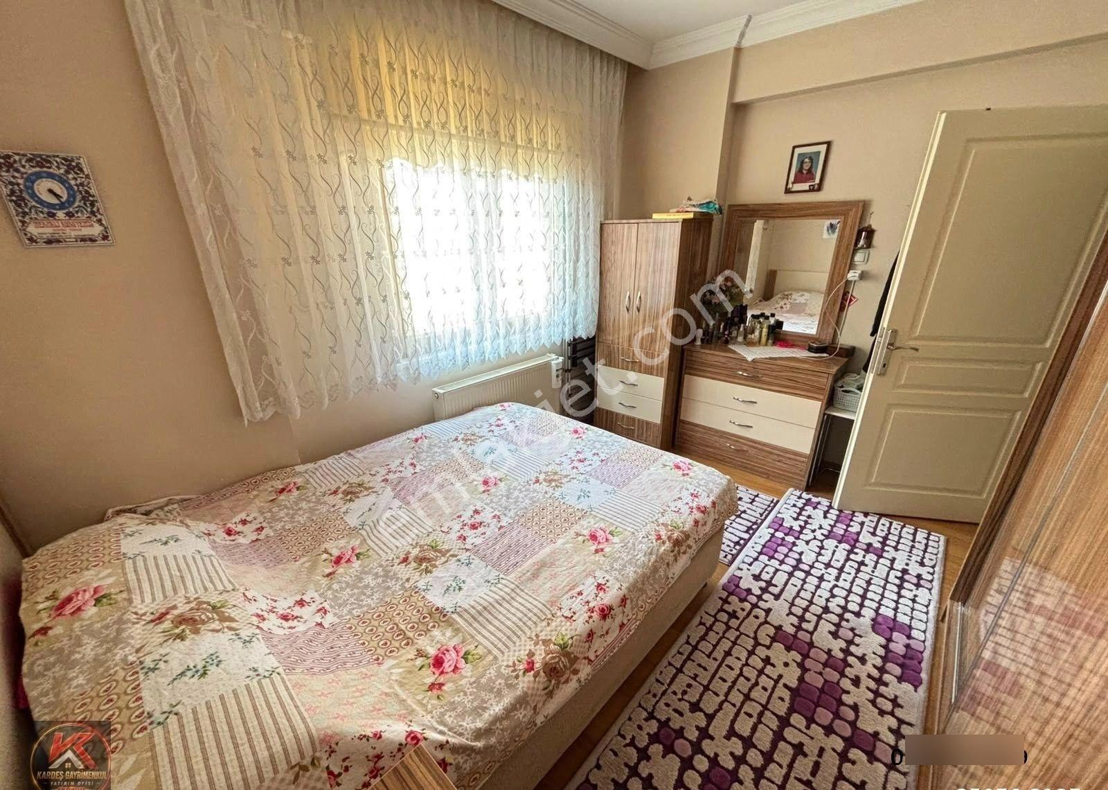 Kardeş'ten Karamürsel 4 Temmuz Mahallesi Salı Pazarı'nda Asansörlü 2+1 Satılık Daire - Görsel 33
