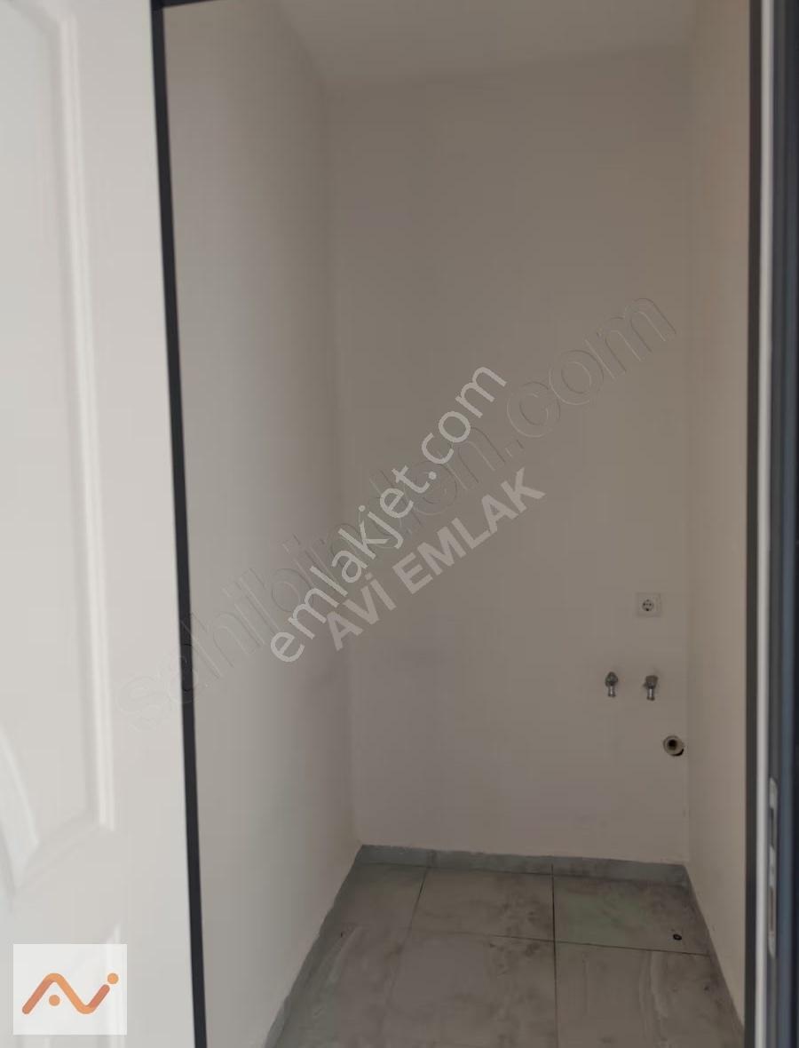 Okullar Bölgesinde Geniş 3+1 Kiralık Daire - Görsel 19