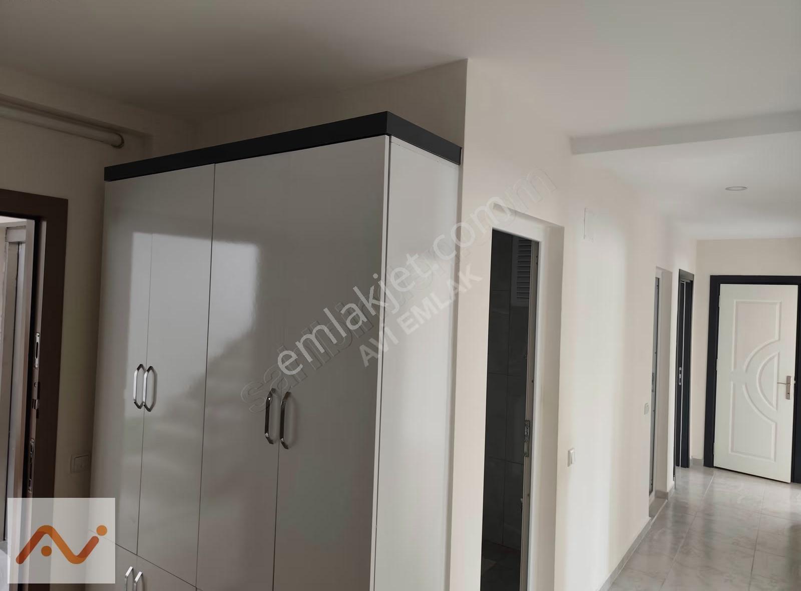 Okullar Bölgesinde Geniş 3+1 Kiralık Daire - Görsel 4