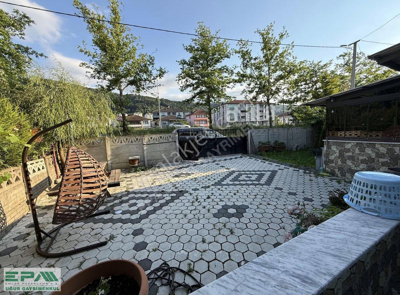 Epa Uğur'dan Kaynaşlı Merkez'de Satılık 3 Katlı Ev Ve Arsası - Görsel 11