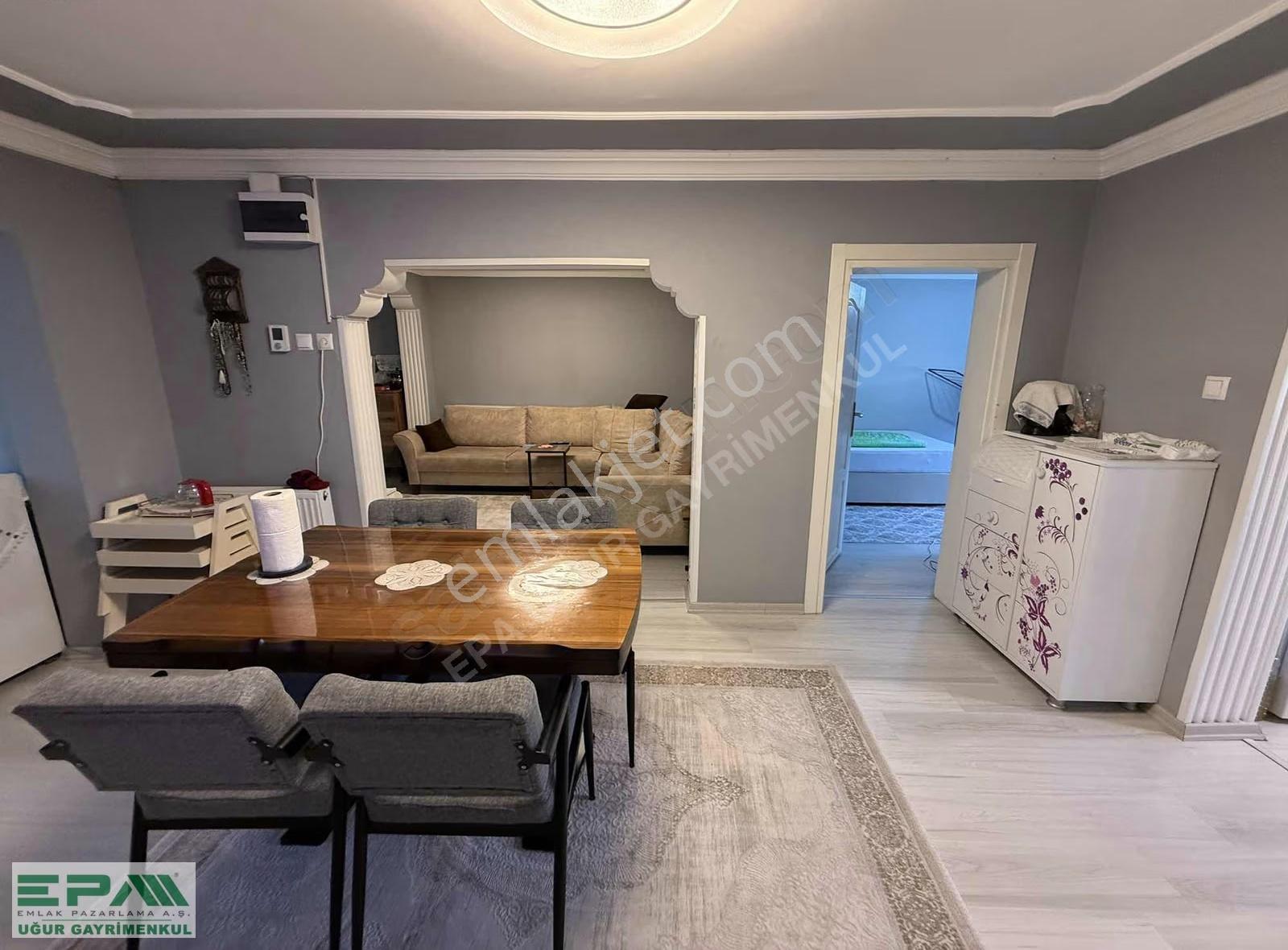 Epa Uğur'dan Kaynaşlı Merkez'de Satılık 3 Katlı Ev Ve Arsası - Görsel 4