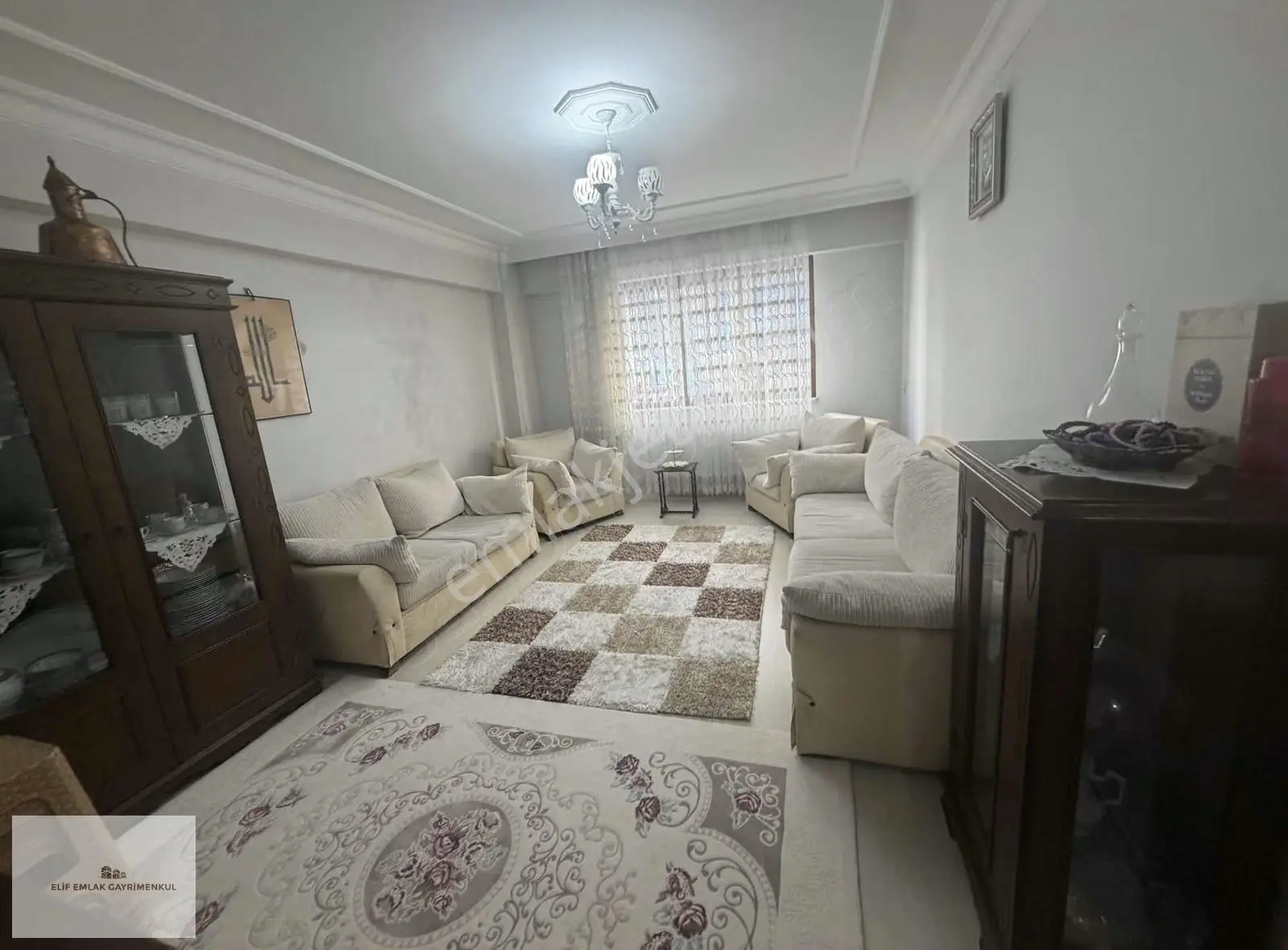 Elīf Emlaktan Satılık 2+1 100 M2 Daıre