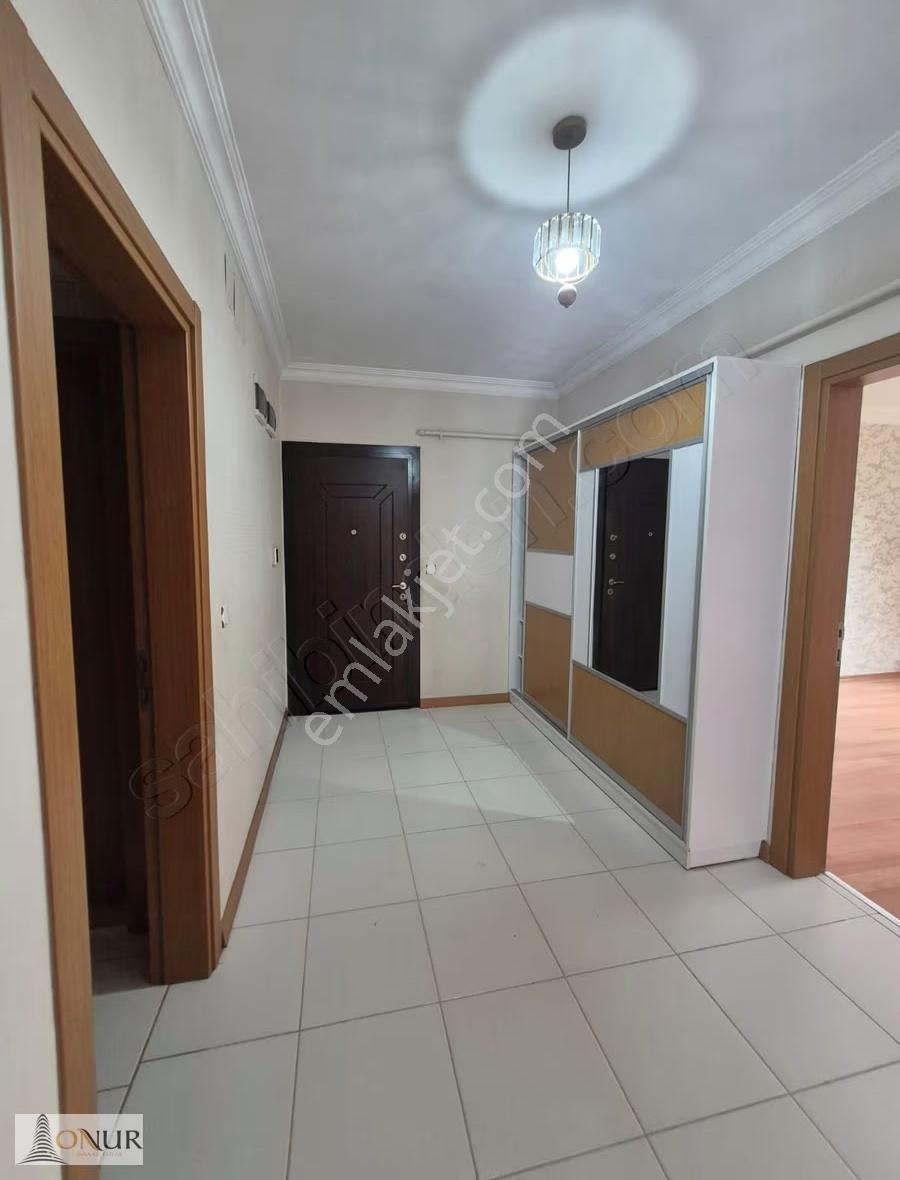 Onur Emlak Yazır Mah. Real Yakını Site İçi Kiralık Daire - Görsel 13