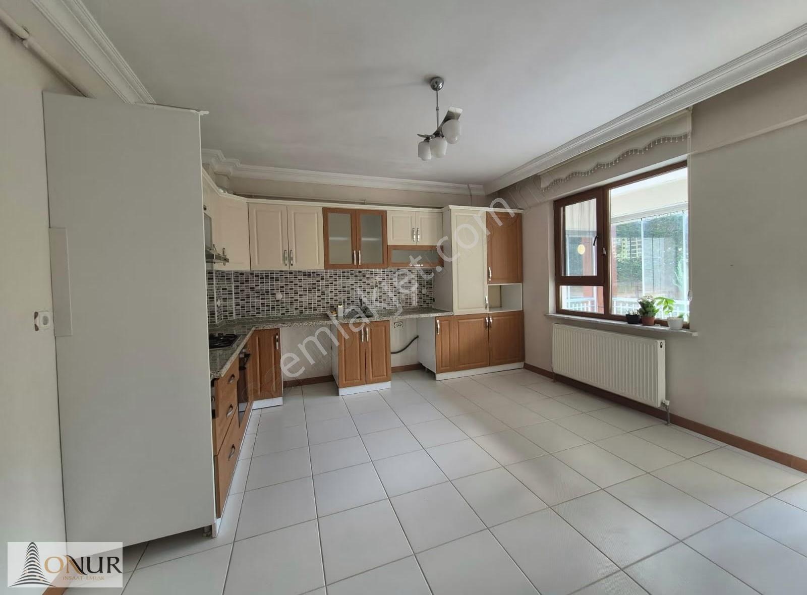 Onur Emlak Yazır Mah. Real Yakını Site İçi Kiralık Daire - Görsel 3