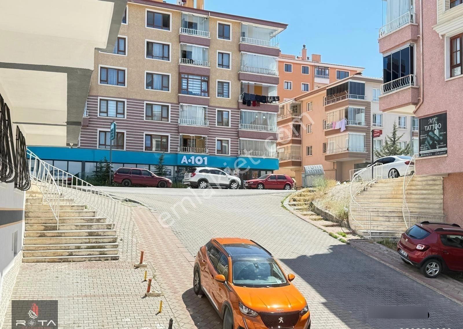 Seyitler Ve Porsuk Cd. Arası 1.katta Asansörlü Çift Balkon 3+1 - Görsel 28