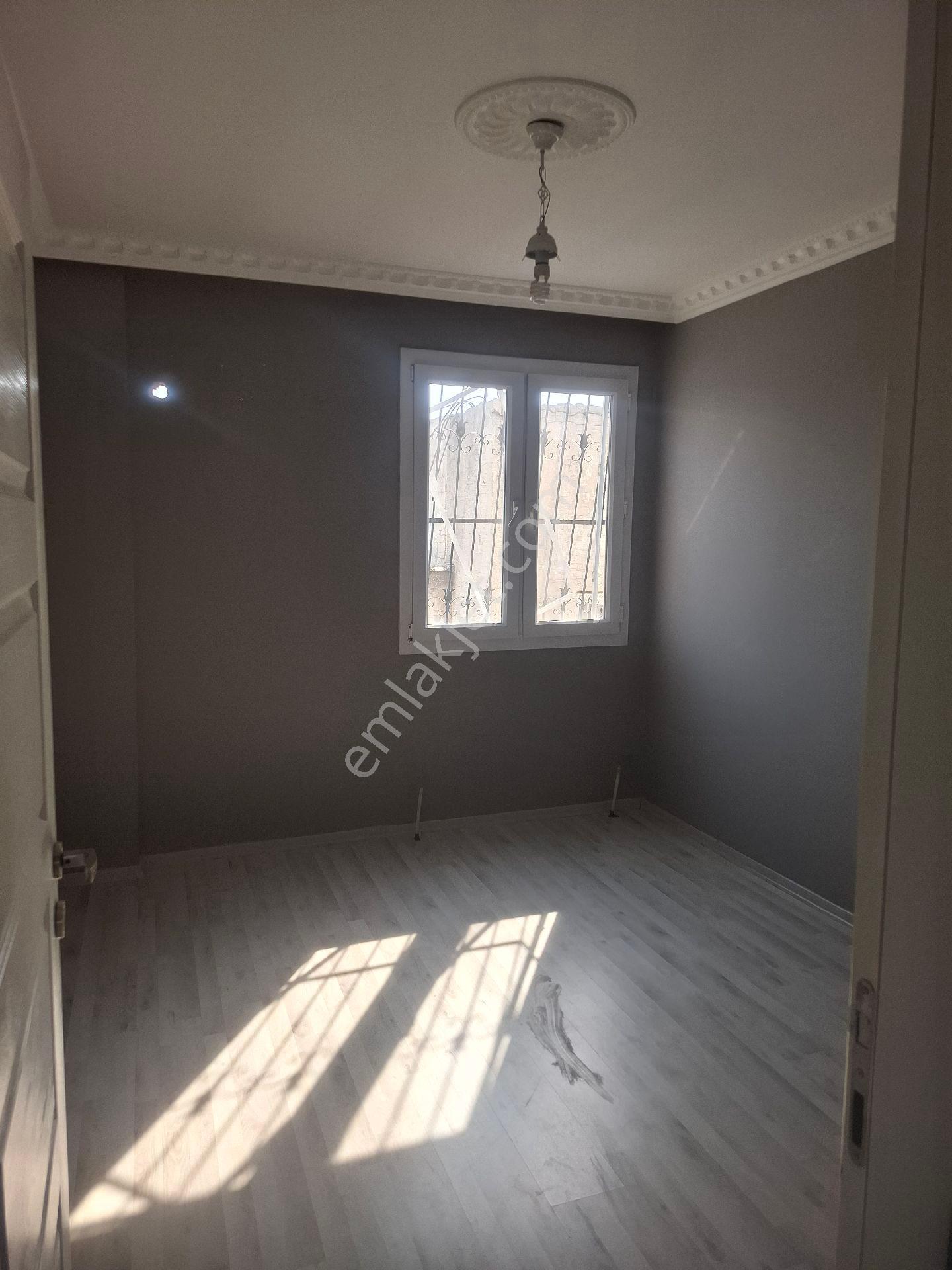 220.000 Tl Kiralık 3.kat Müstakil Temiz Yapılı 4 Cepheli Adana Yüreğir Akdeniz Mahallesi - Görsel 14
