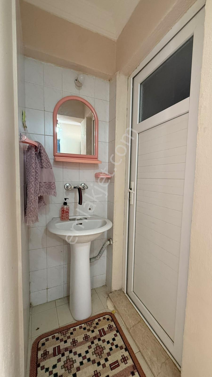 Umurlu Sosyal Konutlar Sitesi'nde Full Eşyalı Kiralık 3+1 Daire - Görsel 6