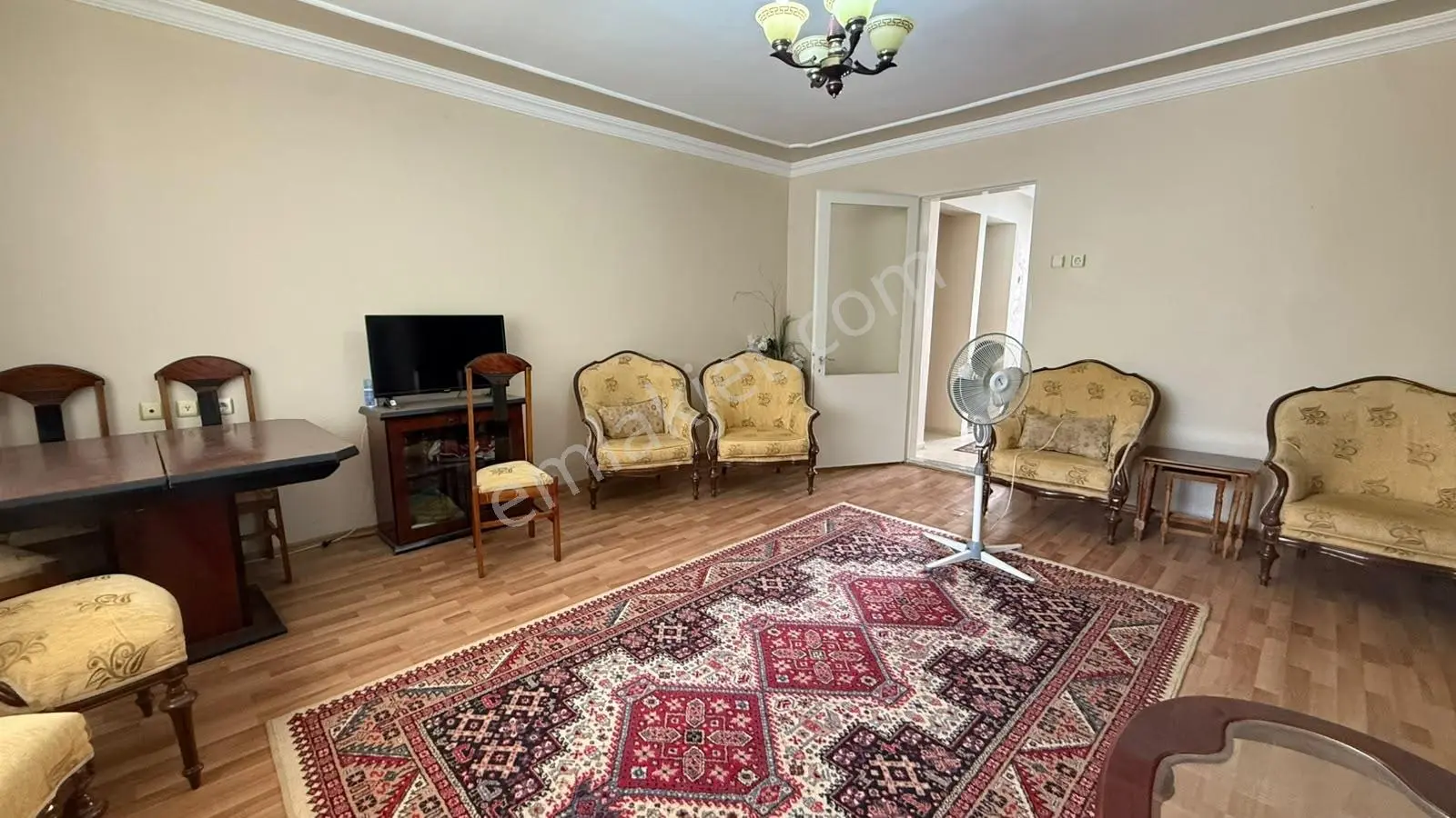 Umurlu Sosyal Konutlar Sitesi'nde Full Eşyalı Kiralık 3+1 Daire - Görsel 9