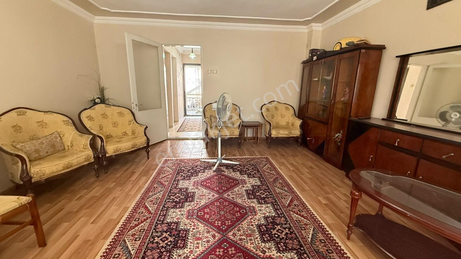 Umurlu Sosyal Konutlar Sitesi'nde Full Eşyalı Kiralık 3+1 Daire - Görsel 7