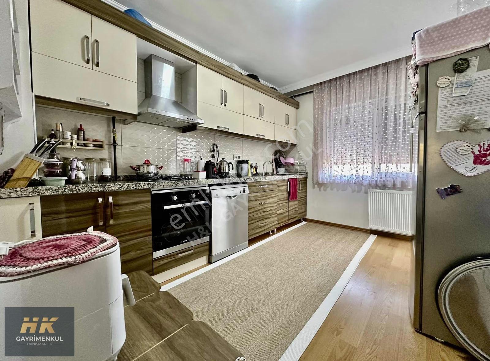 Ahatlı'da Site İçi Güney-batı Cephe 95m2 2+1 Satılık Daire - Görsel 2