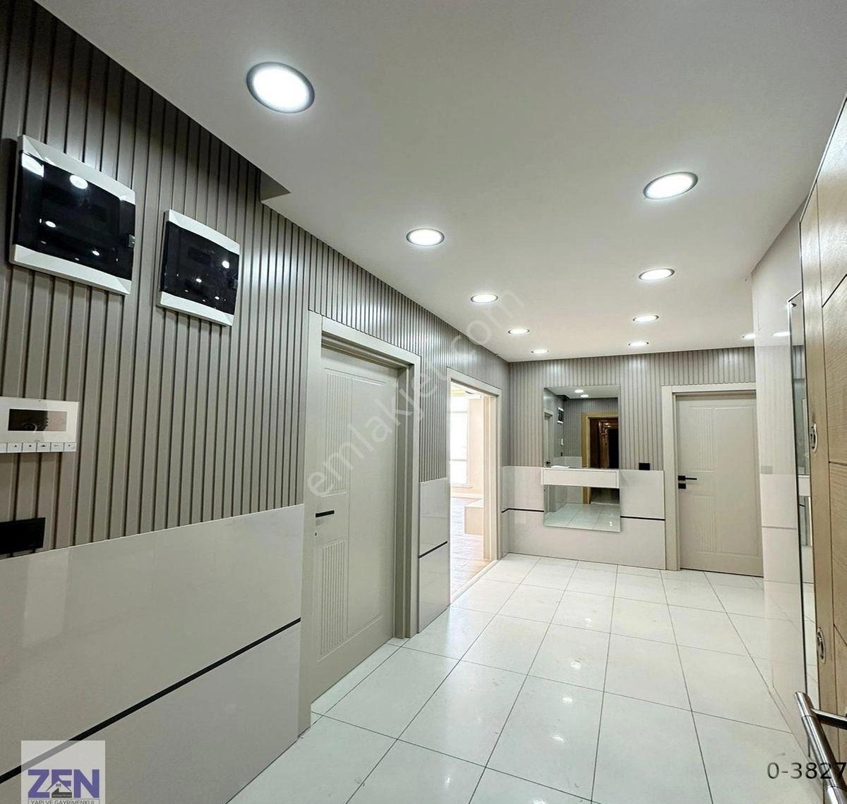 Metrobüse Yakın Site İçinde Dekorlu 3+1 Satılık Ara Kat Daire - Görsel 5