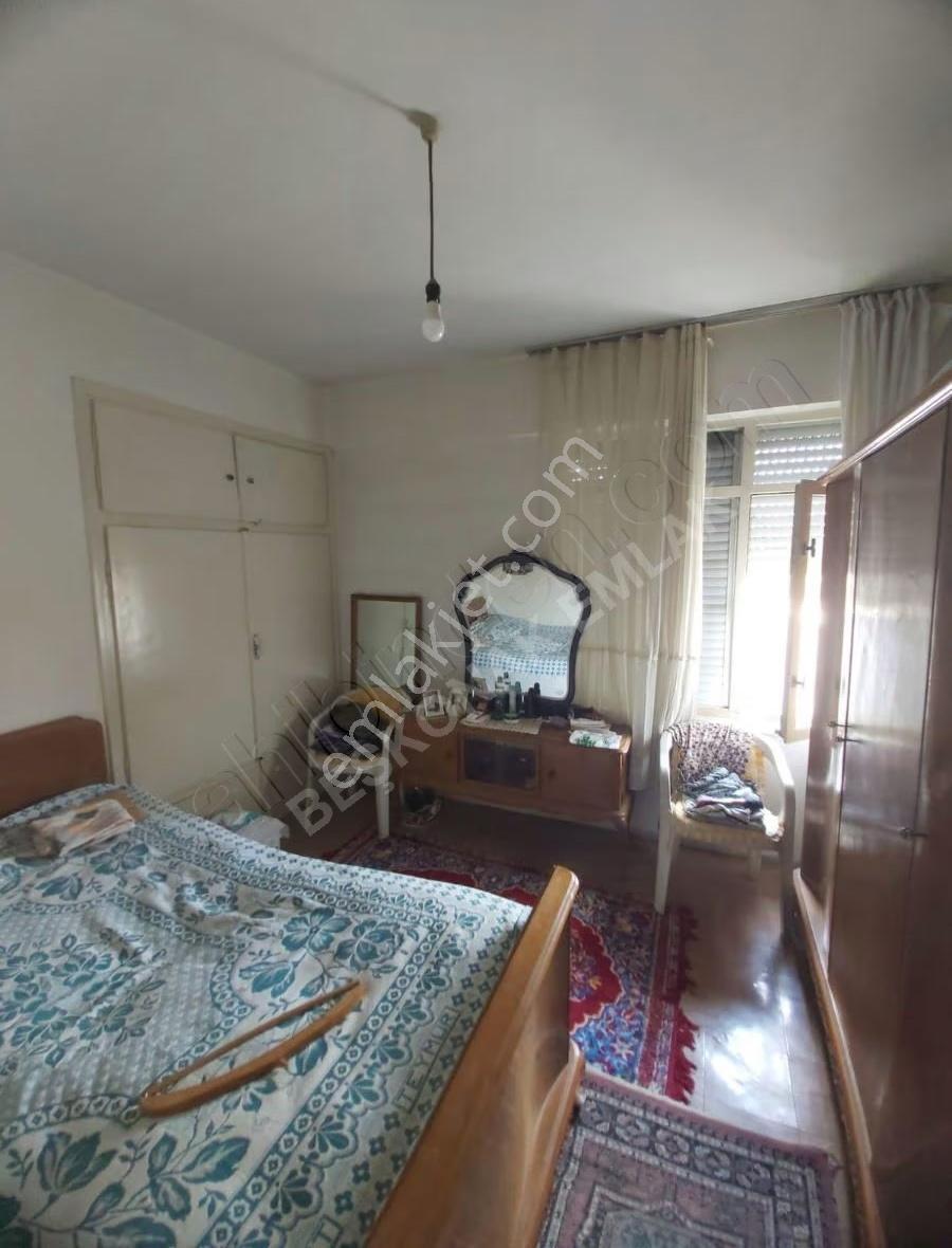 Antalya Ulus Mahallesinde Satılık 3+1 Arakat Daire - Görsel 3