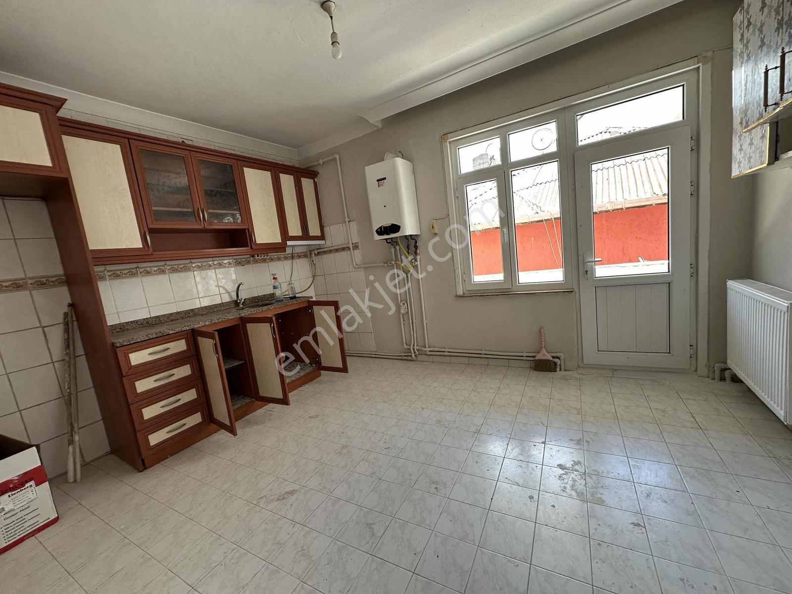 Çekmeköy Çamlık Mah'de 2+1 Kiralık Daire - Görsel 14