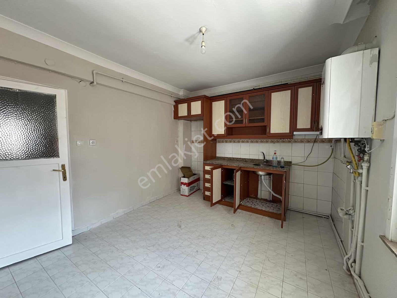 Çekmeköy Çamlık Mah'de 2+1 Kiralık Daire - Görsel 17