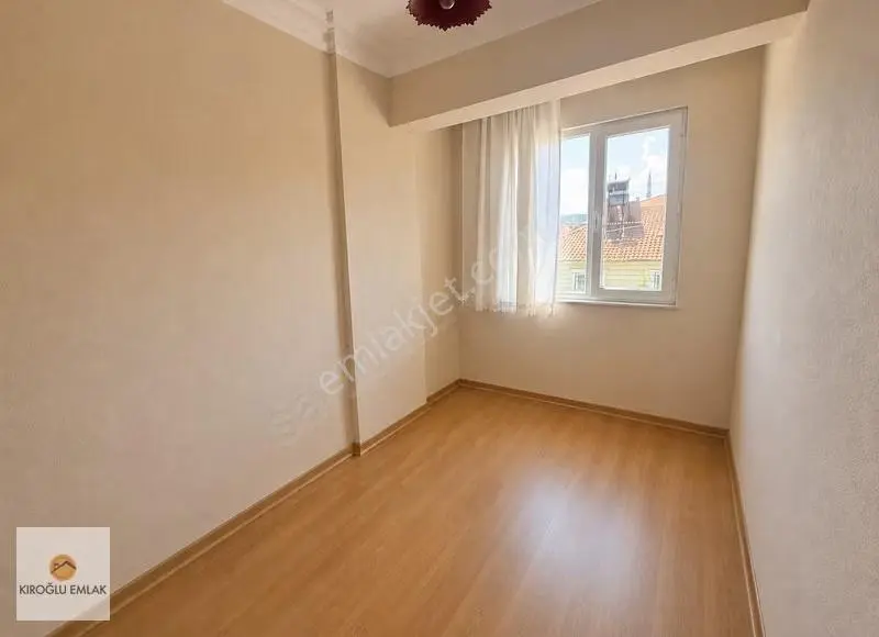 Denize Yürüme Mesafesinde Ferah 2+1 Satılık Daire!! - Görsel 14