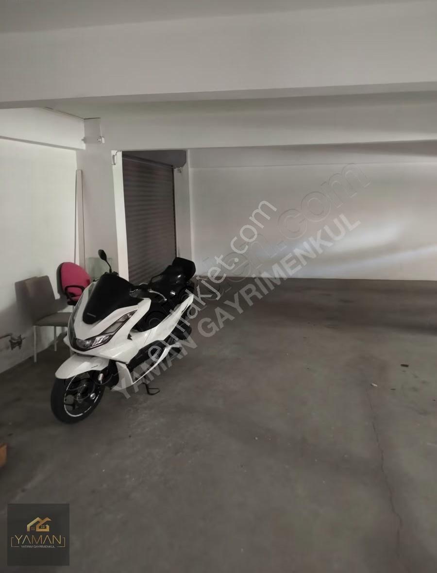 Reşatbeyde Ara Kat 3+1 Kapalı Otoparklı Satılık Daire | 135 M² - Görsel 22