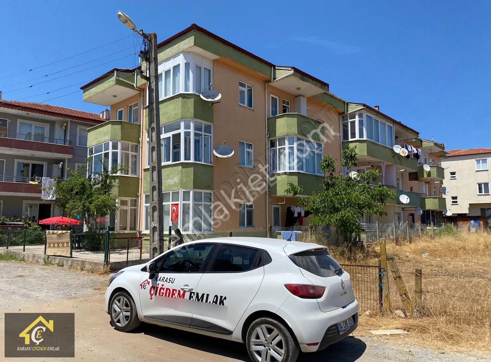Bahçe Kat Eşyalı Kiralık 2+1 Daire...3 Balkonlu