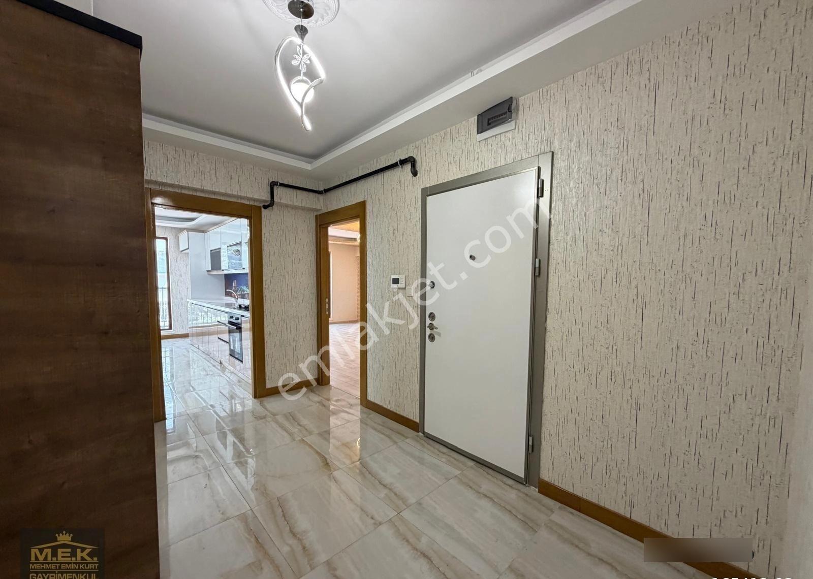 Başkent Caddesinde Yeni Bina Ara Katta Full Yapılı 3+1 - Görsel 28