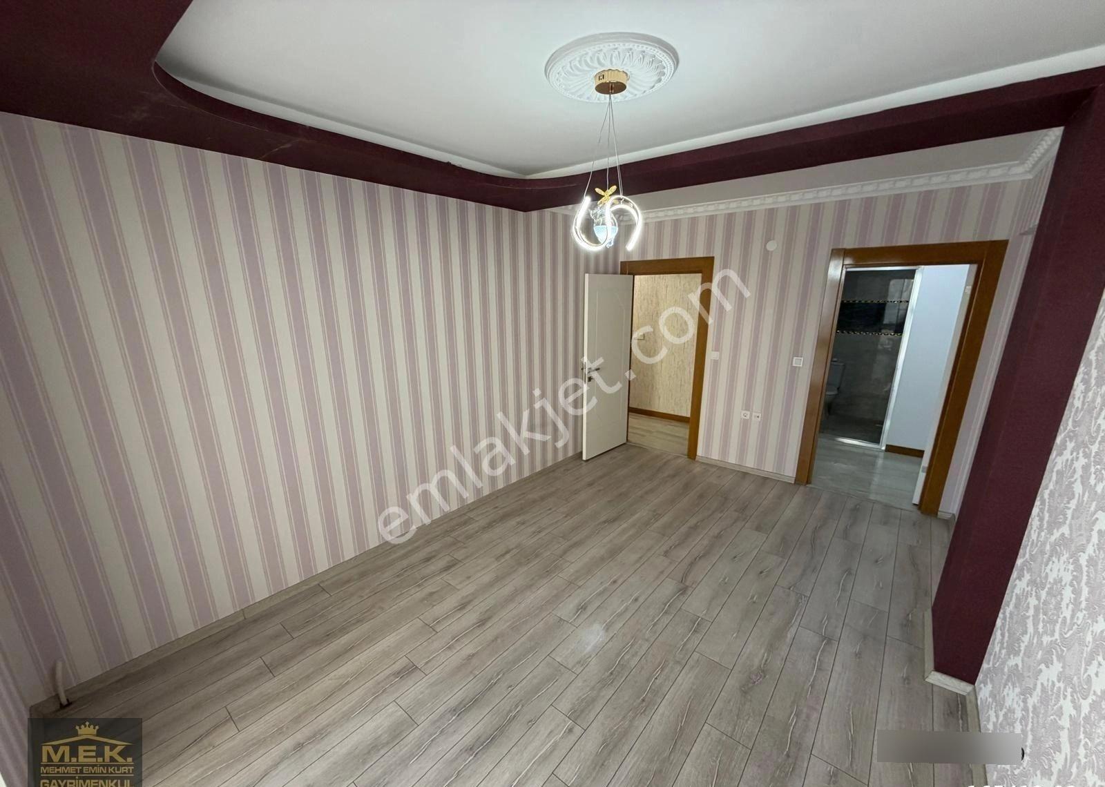 Başkent Caddesinde Yeni Bina Ara Katta Full Yapılı 3+1 - Görsel 25