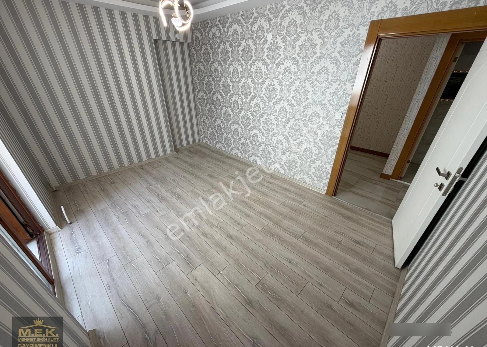 Başkent Caddesinde Yeni Bina Ara Katta Full Yapılı 3+1 - Görsel 16