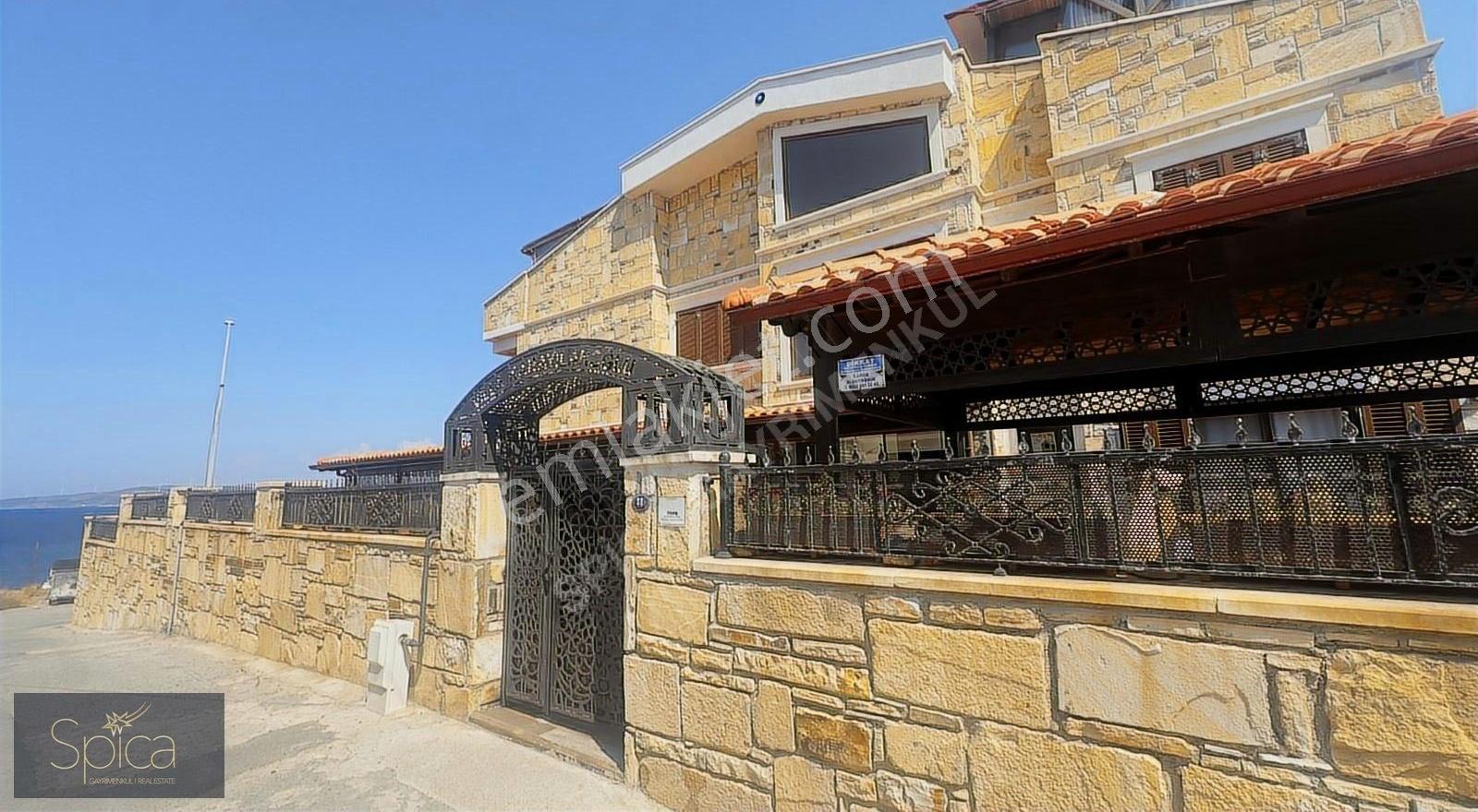 Yenifoça Burunucunda Denize Sıfır Ultra Lüks Malikane - Görsel 10