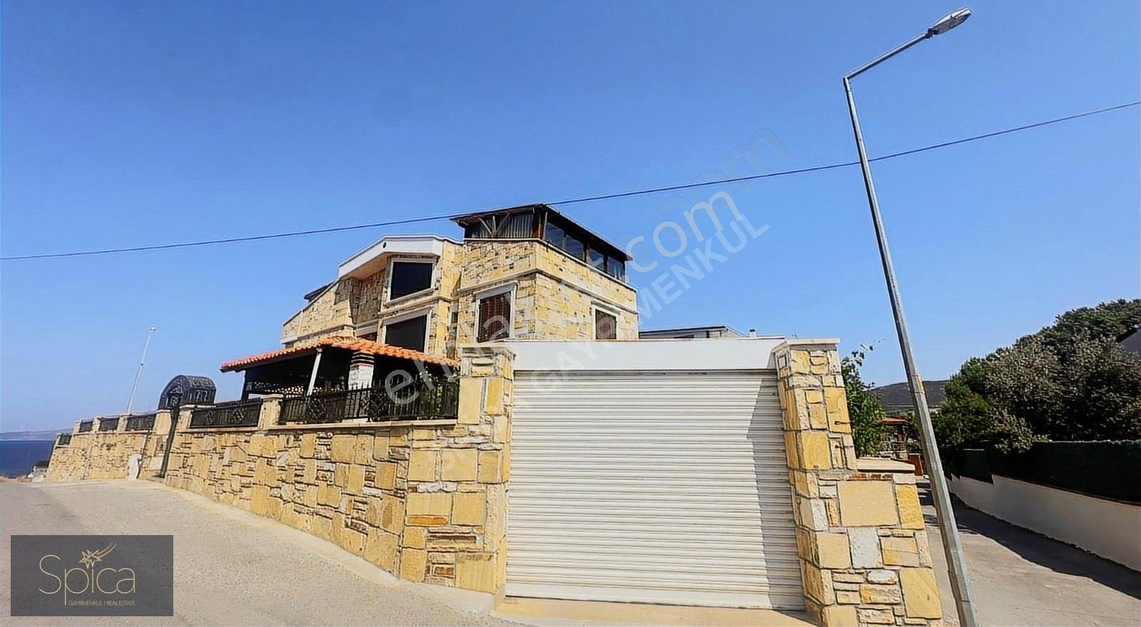 Yenifoça Burunucunda Denize Sıfır Ultra Lüks Malikane - Görsel 5