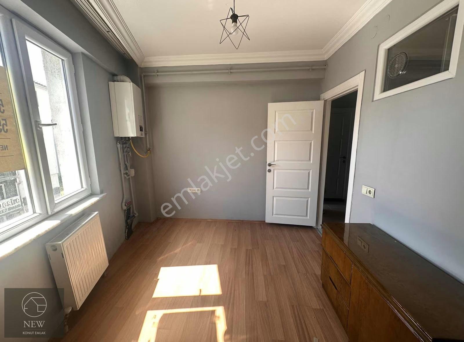 New Emlak'tan İçem Kapısı Karşısında 1+1 Apart Daire - Görsel 5