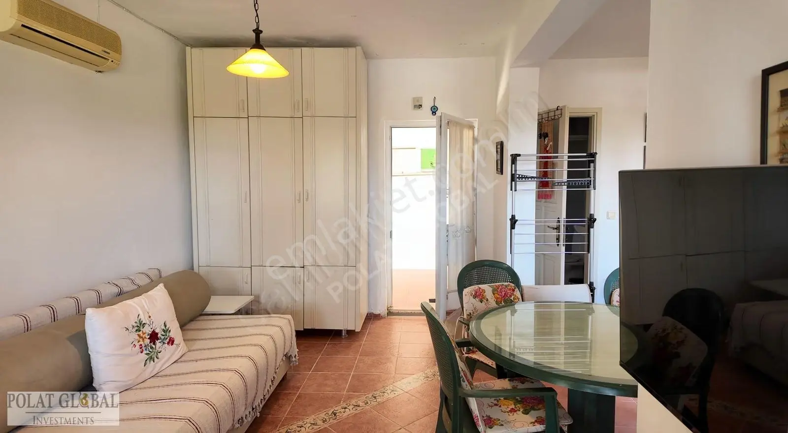 Güllük Oba Sitesi'nde Deniz Manzaralı | Özel Kumsallı Villa