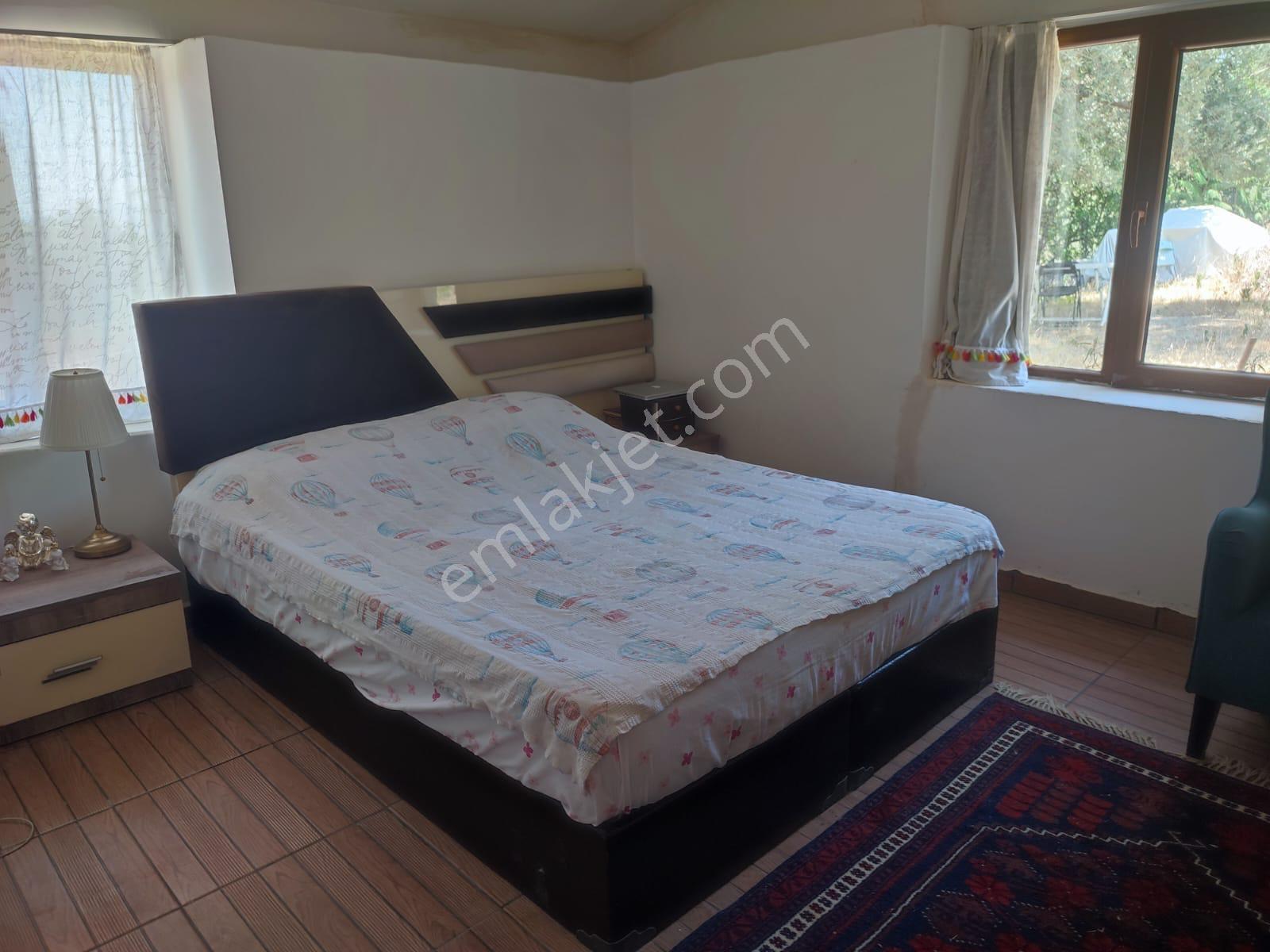 Taş Ev, Müstakil Tapulu 1037 M2 Bahçe İçinde - Görsel 8