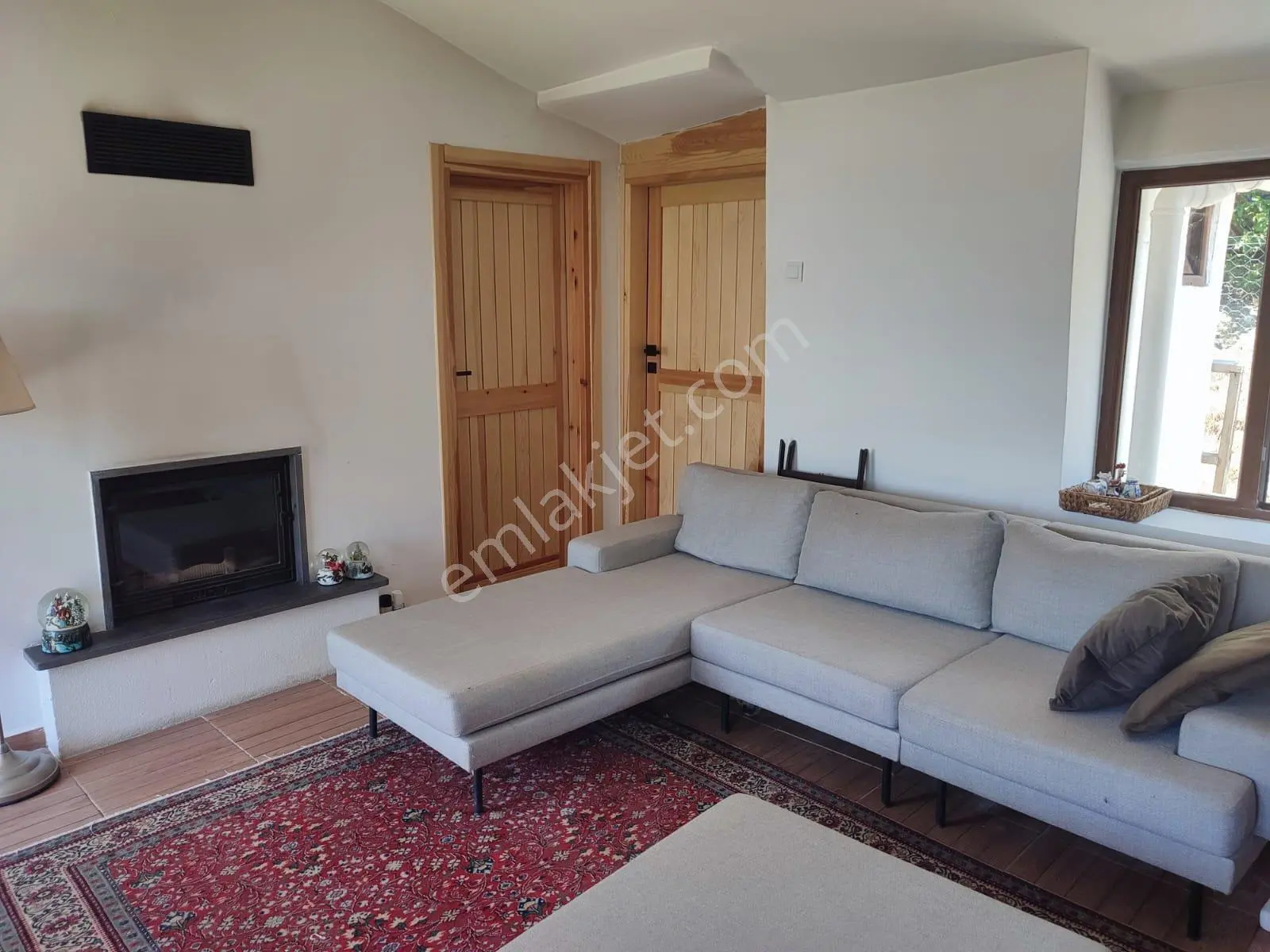 Taş Ev, Müstakil Tapulu 1037 M2 Bahçe İçinde - Görsel 5