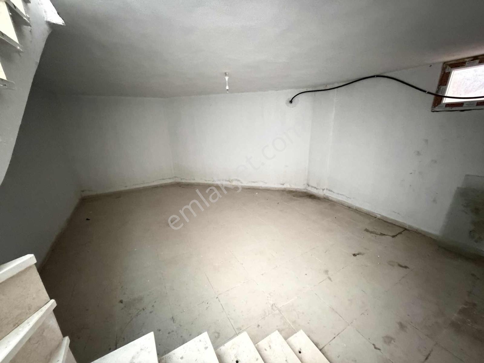 Orta Okul Ve Ana Okul Karşısında Köşe Cephe 120 M2 Dükkan - Görsel 16
