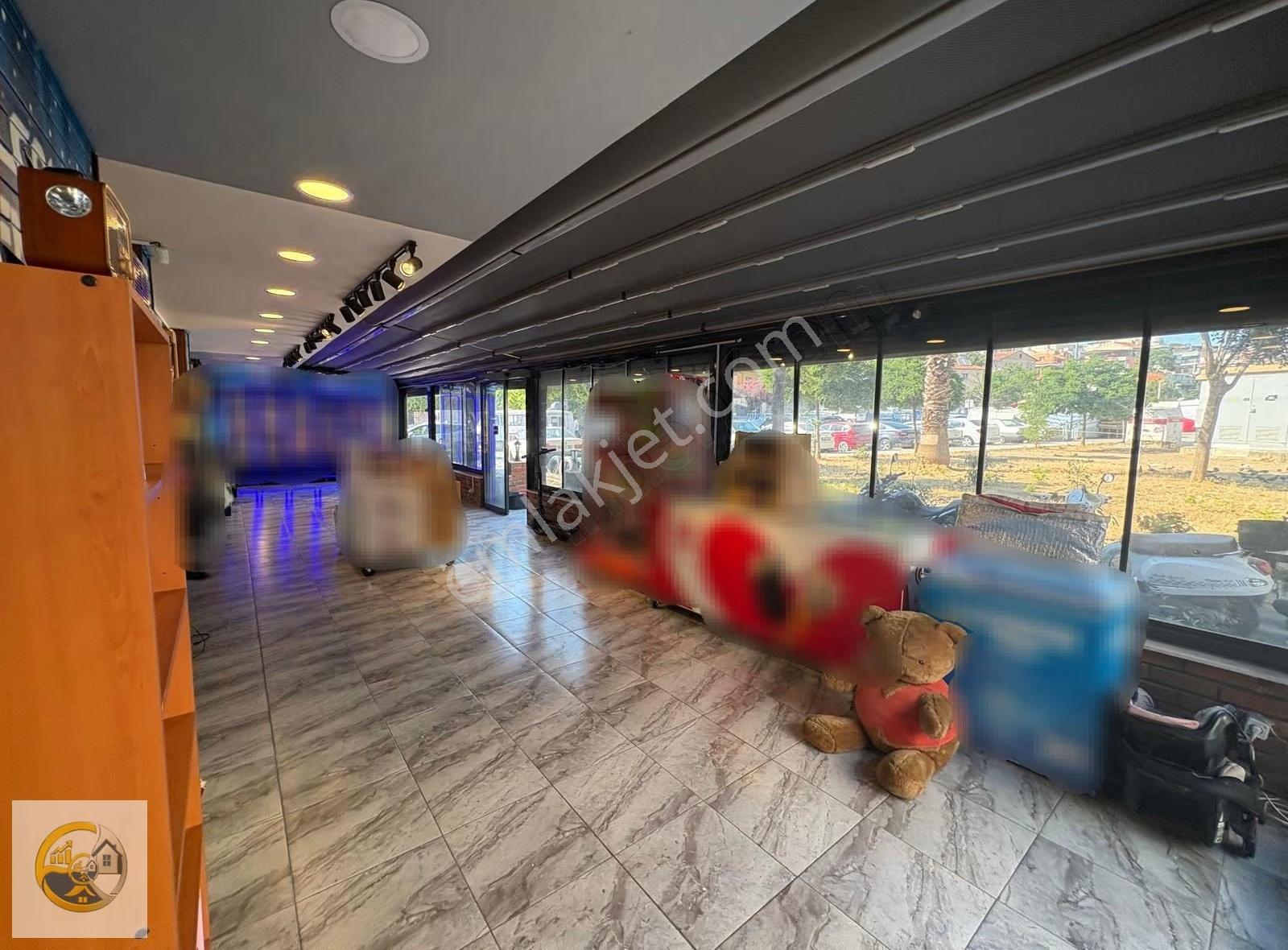 Bornova'nın İşlek Noktasında Devren Kiralık Market - Görsel 11