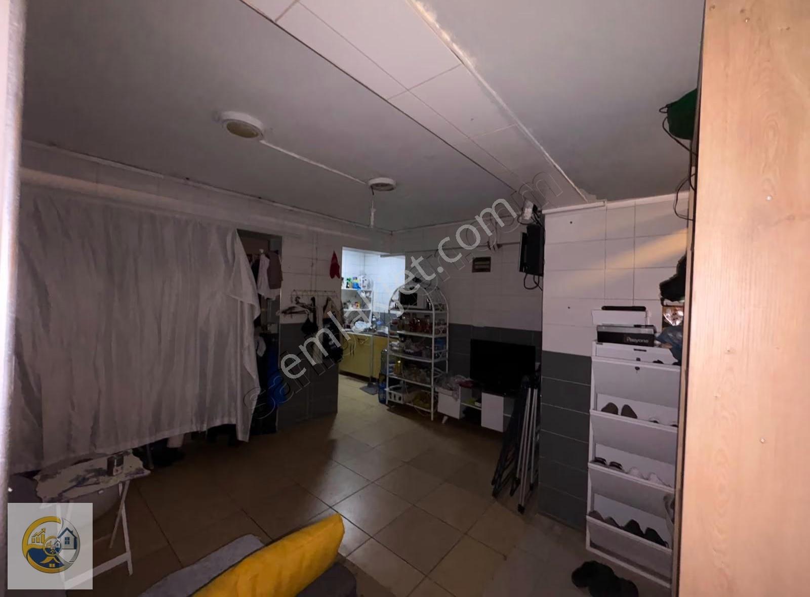 Bornova'nın İşlek Noktasında Devren Kiralık Market - Görsel 7