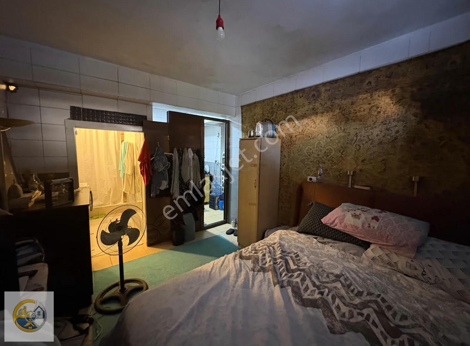 Bornova'nın İşlek Noktasında Devren Kiralık Market - Görsel 10
