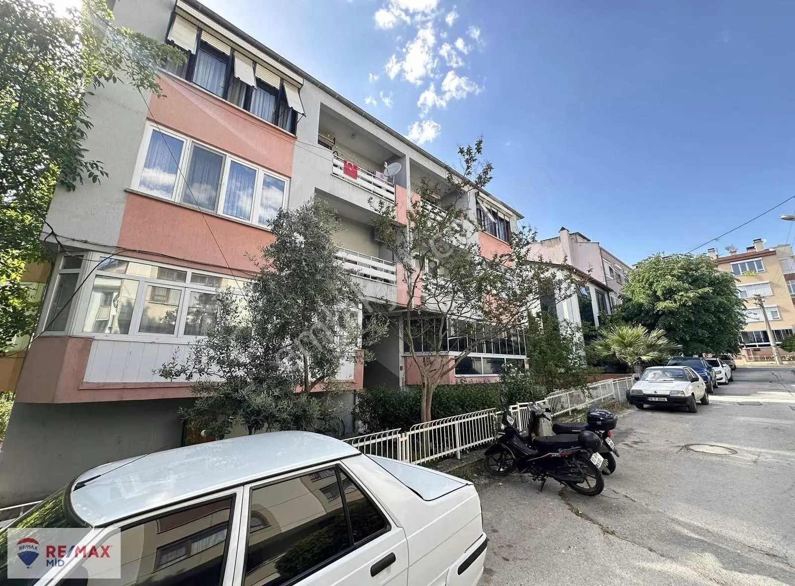 Remax Mid Merkezi Konumda, Geniş Ve Masrafsız Satılık 3+1 Daire - Görsel 2
