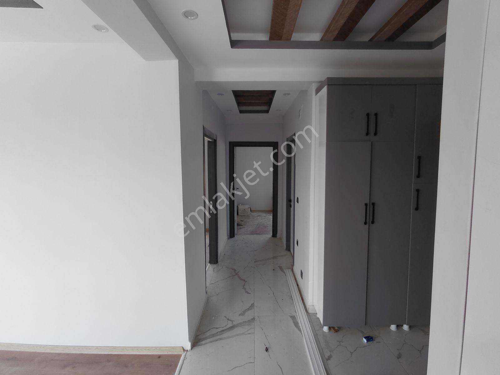 Uğur Emlak'tan Tırtar'da Satılık Havuzbaşı 2+1 Lüks Daire - Görsel 12