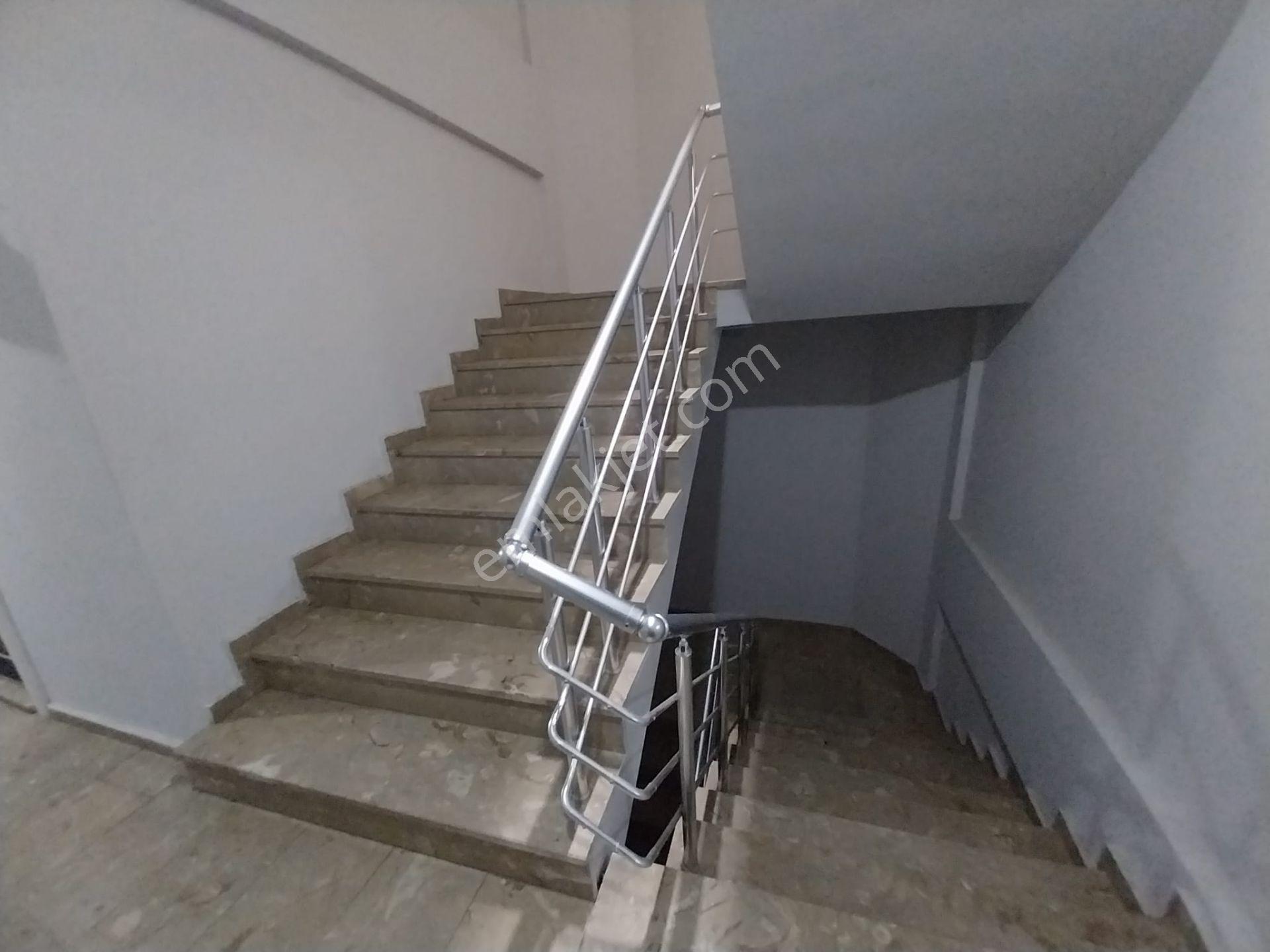 Üniversite Bölgesinde *ayrı Mutfak* Eşyalı, Kiralık 1+1 Daire - Görsel 25