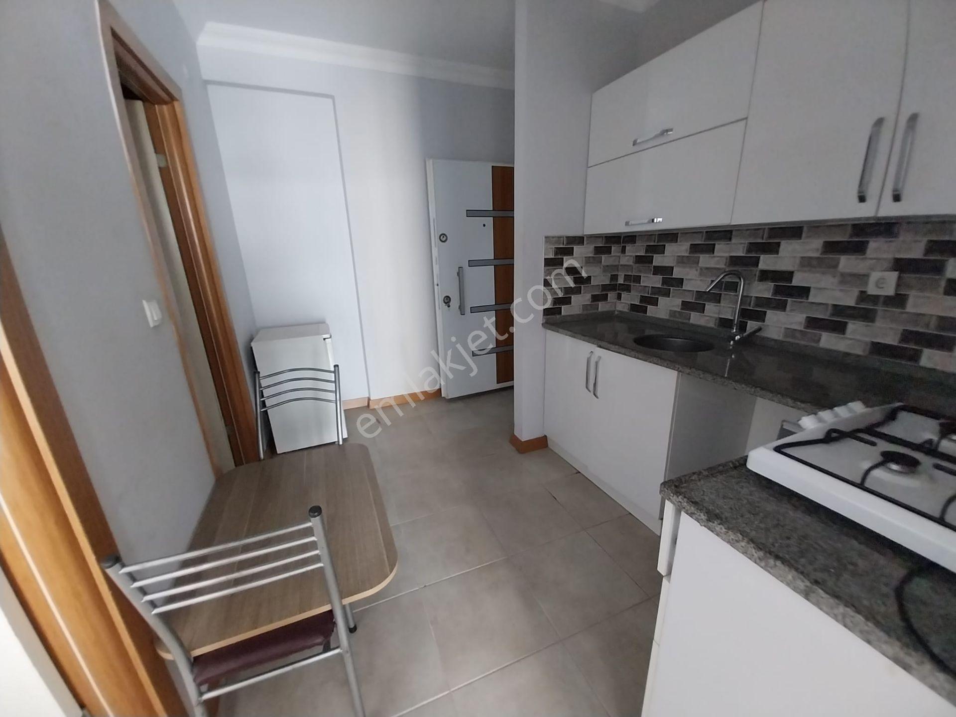 Üniversite Bölgesinde *ayrı Mutfak* Eşyalı, Kiralık 1+1 Daire - Görsel 20