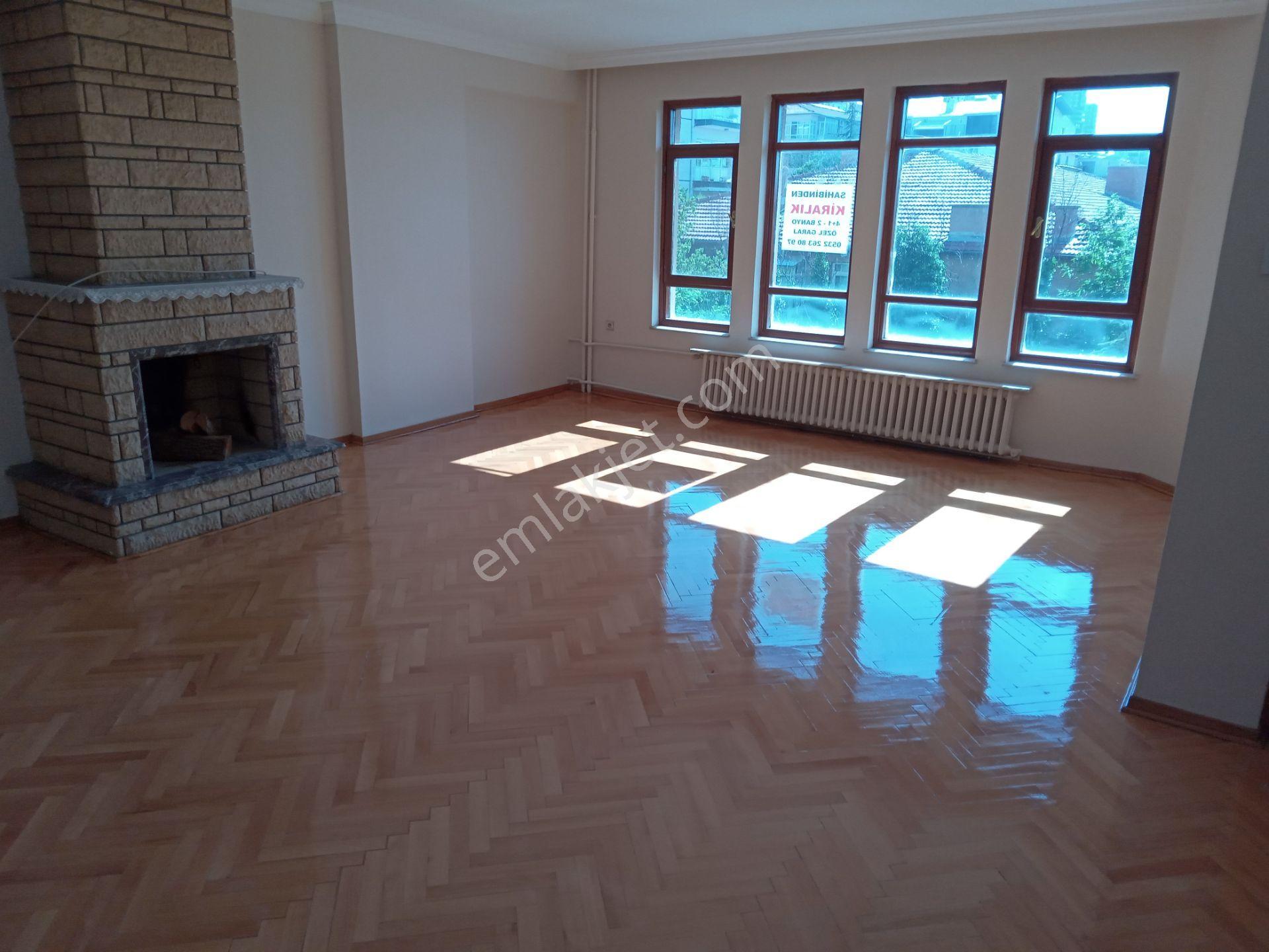 Çankaya-meneviş'de 4+1 220 M2 2 Banyo Kapalı Ve Açık Garajlı