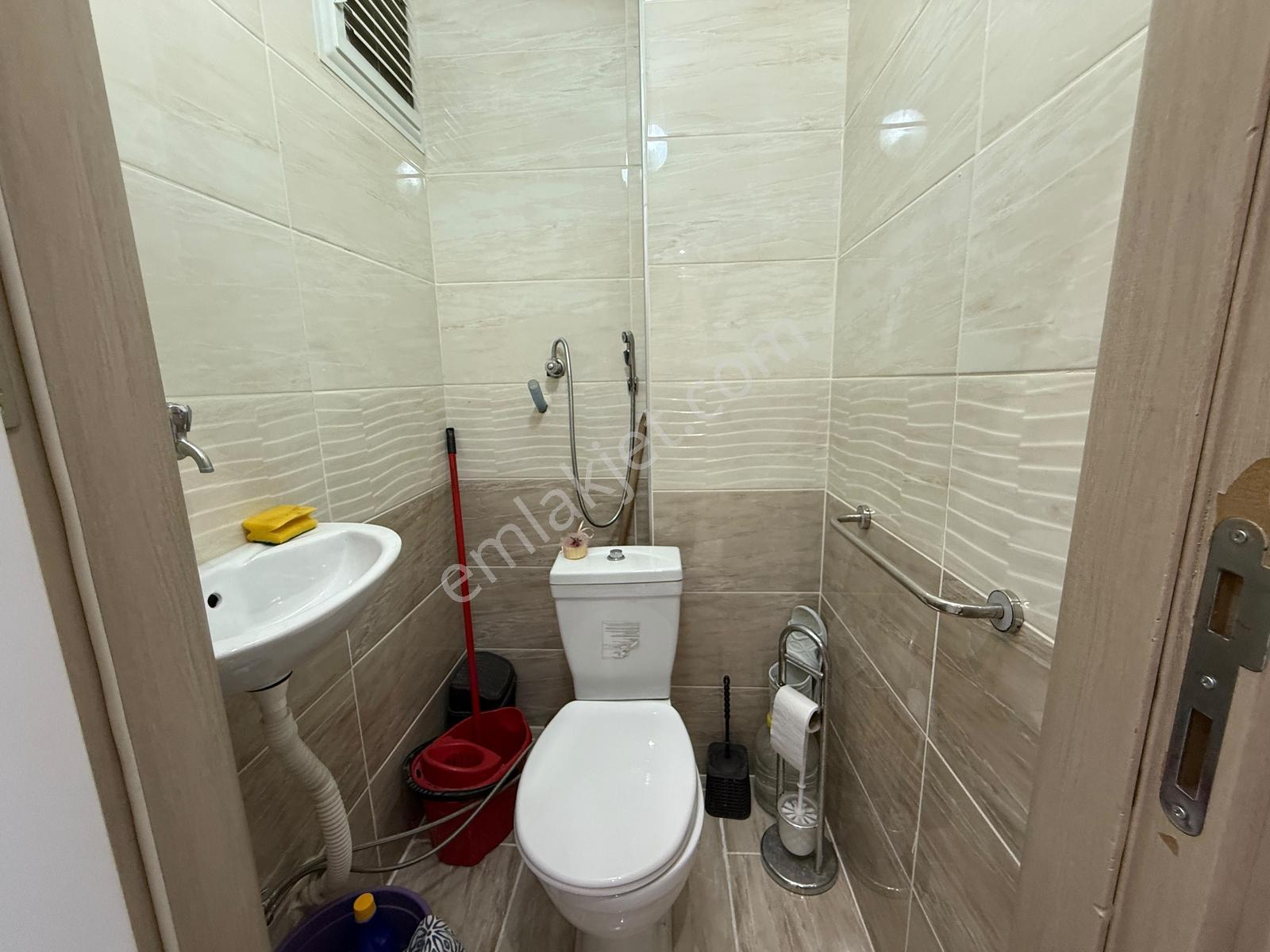 Talatpaşa Mah'de 2+1 100 M² İskanlı Balkonlu Yeni Bina Arakat !! - Görsel 12