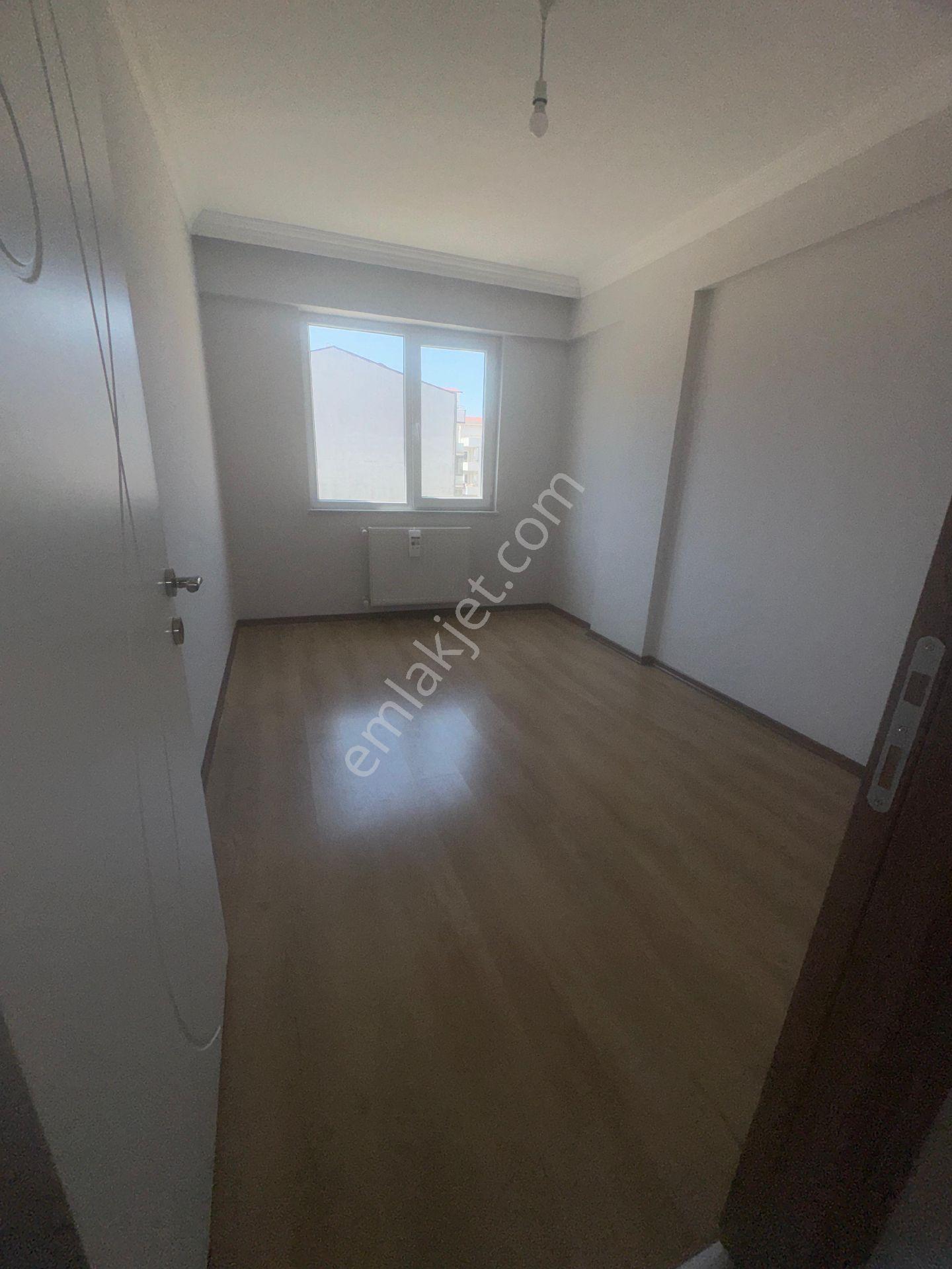 2+1 100 M2 Satılık Ara Kat - Görsel 5