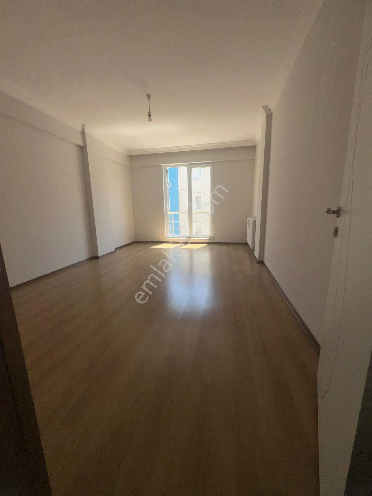 2+1 100 M2 Satılık Ara Kat - Görsel 3